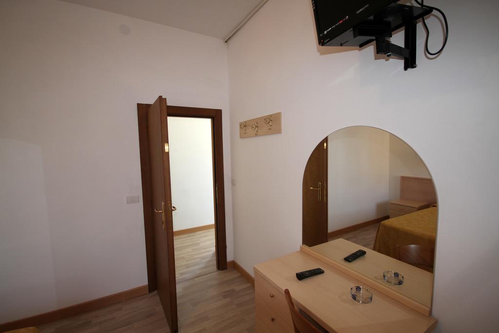 Albergo Villa Gradita فورتي دي مارمي المظهر الخارجي الصورة